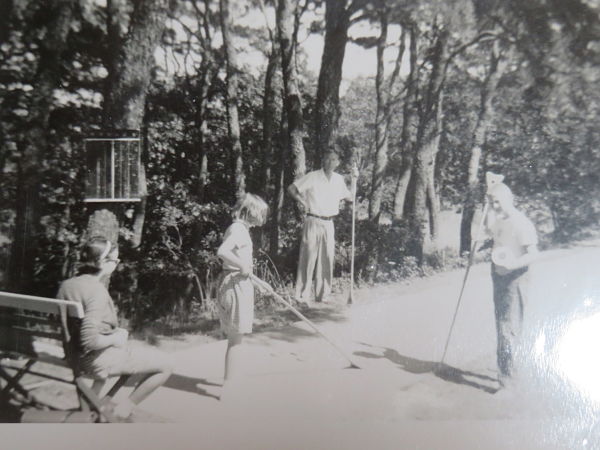 Buffington family paying game black and white photo